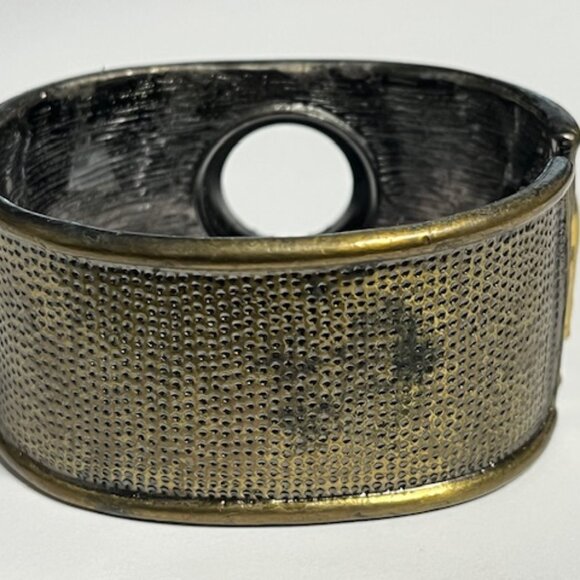 VTG Elephant Rhinestones Hinged Bangle Bracelet Gold Antiqued Tone - Picture 7 of 16